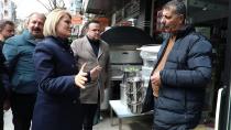 Başkan Hürriyet Kadıköy mahallesindeki spotçuları kaldırım işgali konusunda uyardı