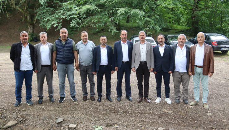 İzmit Belediyesi köylerde de vatandaşları yalnız bırakmıyor
