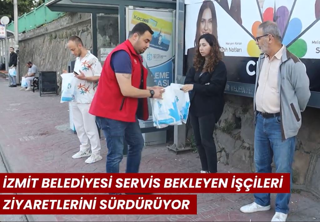 Sabahın erken saatlerinde işe gitmek için servis bekleyen emekçilerimizi unutmuyoruz.