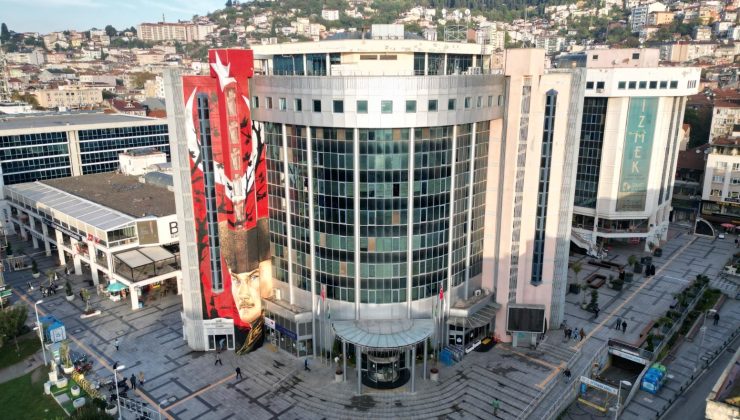 İzmit Belediyesi bu yıl da kurban bağışlarını alarak  ihtiyaç sahiplerine ulaştıracak