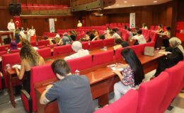 İzmit Belediyesinde liyakat dönemi devam ediyor:  Rehber öğretmeni sınavı gerçekleştirildi