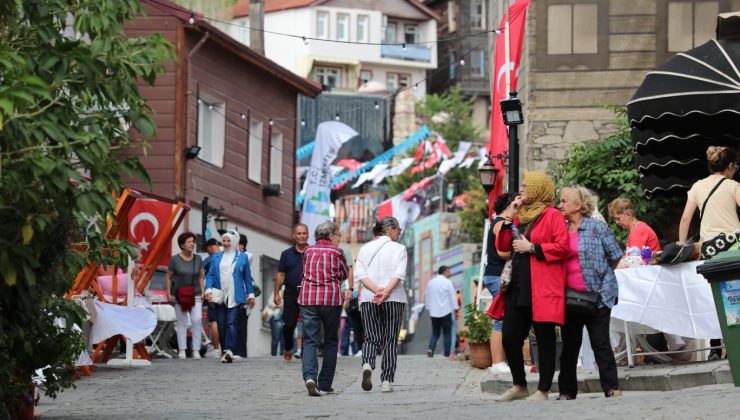 Kente yeni bir ruh, yeni bir dokunuş: İzmit’ten bir ‘Kapanca Sokak Festivali’ geçti