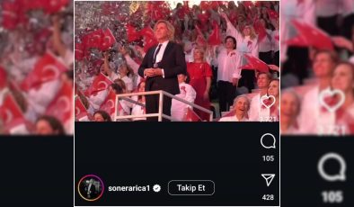 Soner Arıca Cumhuriyetin 101’inci yılını  İzmit Belediyesinin dev etkinliğiyle kutladı