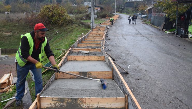İzmit Belediyesi, Karadenizliler Mahallesi’nde merdiven inşa ediyor