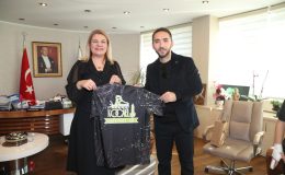 Başkan Hürriyet, Kocaeli Paten 41 Spor Kulübü’nü tebrik etti