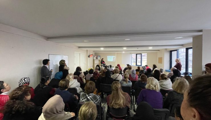 İZMEK kursiyerlerine ‘Uyuşturucu İle Mücadele Eğitimi’ verildi
