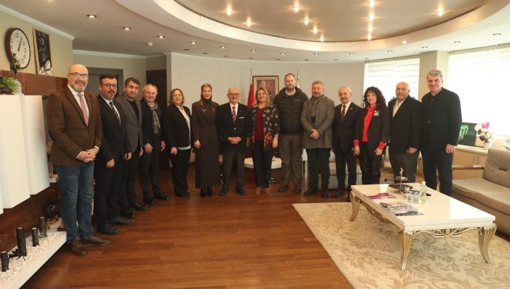 Prof. Dr. Yılmaz Büyükerşen, yapılacak Balmumu Heykeller Müzesi projesi için İzmit’e geldi