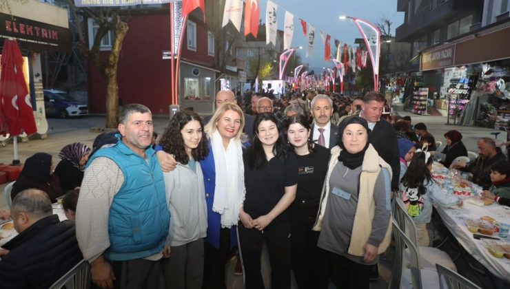 Fatma Başkan, halk iftarında Alikahyalılar ile buluştu