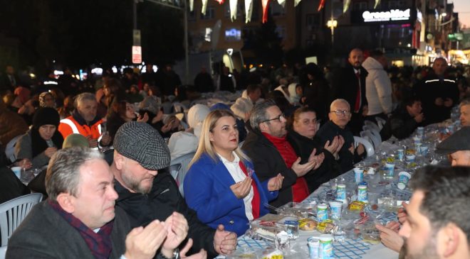 İzmitliler Geleneksel Büyük Halk İftarında Belsa’da buluştu