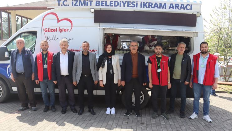 İzmit Belediyesi Cuma buluşmalarında gönül köprüleri kurmaya devam ediyor