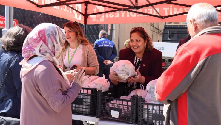 İzmit Belediyesi üretimi mantarlar halkla buluşmaya devam ediyor