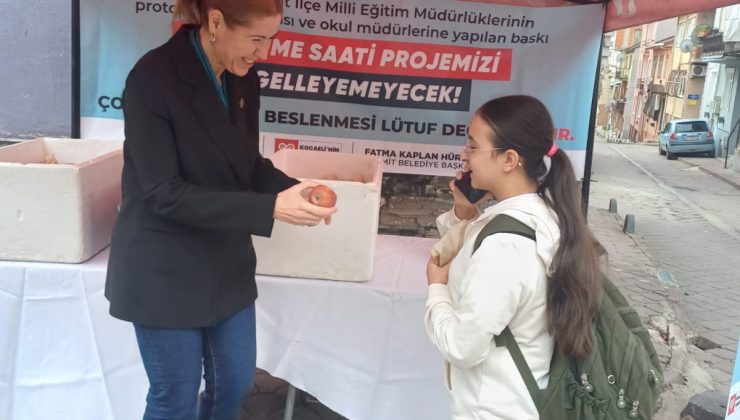 İzmit Belediyesi minik kalpleri Beslenme Saatiyle ısıttı