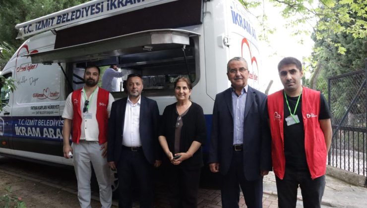 İzmit Belediyesinden Şehitler Camii’nde Cuma buluşması