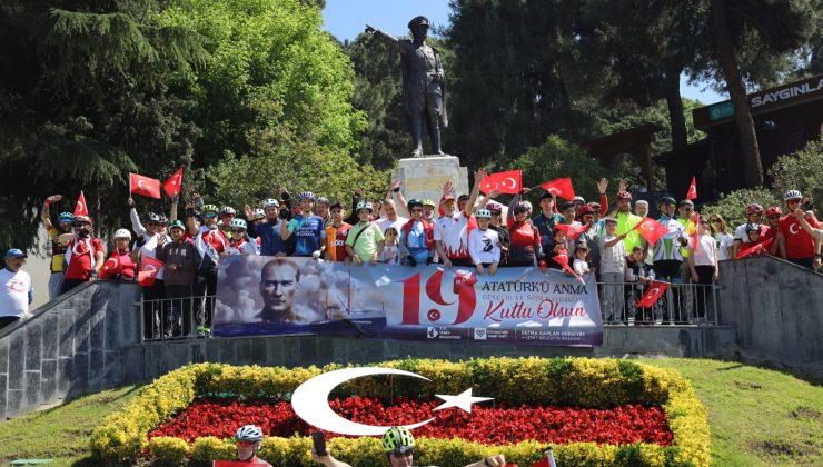 İzmit’te 19 Mayıs coşkusu bisiklet turu ile başladı