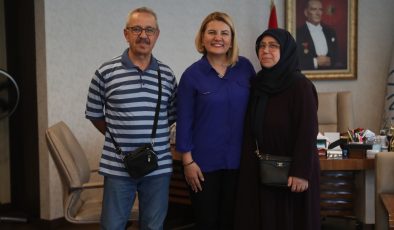 Başkan Hürriyet, Halk Günü’nde vatandaşlarla buluştu