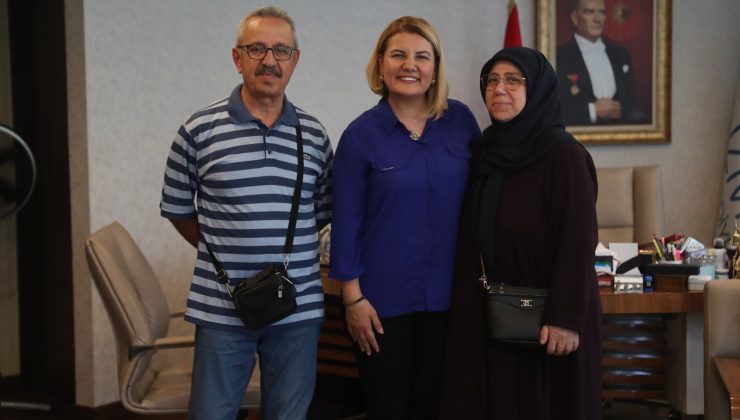Başkan Hürriyet, Halk Günü’nde vatandaşlarla buluştu