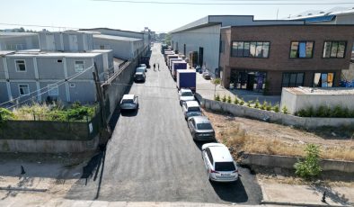İzmit Belediyesi’nden Sanayi Mahallesi’ne modern yol