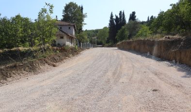 İzmit Belediyesinden Arızlı Mahallesi’ne yeni imar yolu