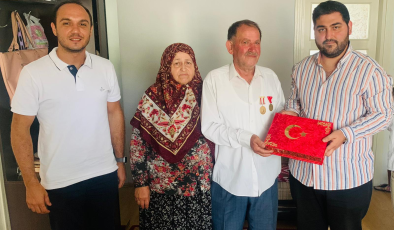 İzmit Belediyesi gazilerimize vefa ziyaretlerine devam ediyor