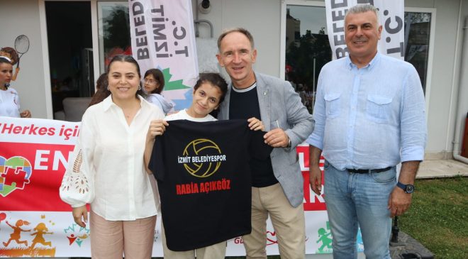 İzmit Belediyesi, otizmli bireylerle sahada kalplere dokundu