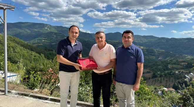İzmit Belediyesinden hacı muhtarlara ziyaret