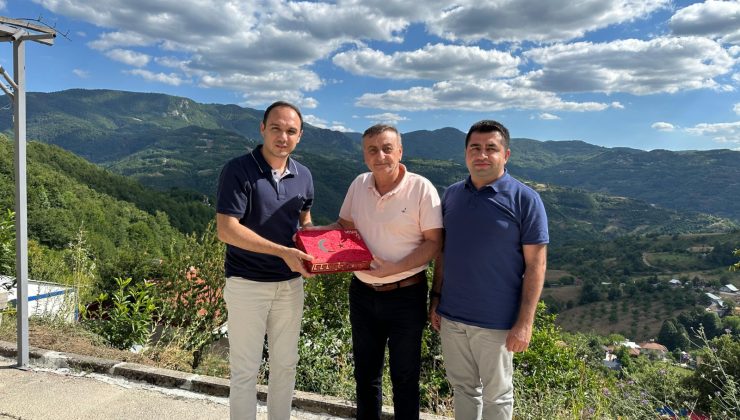 İzmit Belediyesinden hacı muhtarlara ziyaret