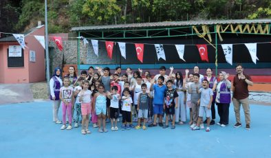 İzmit’in yaz eğlencesi Terzibayırı’nda çocuklarla buluştu