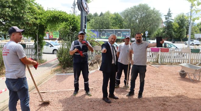 Yahya Kaptan Gülümse Kafe çevresi güzelleşiyor