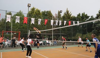 Fevzi Çakmak Mahallesinde voleybol coşkusu başladı