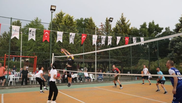 Fevzi Çakmak Mahallesinde voleybol coşkusu başladı