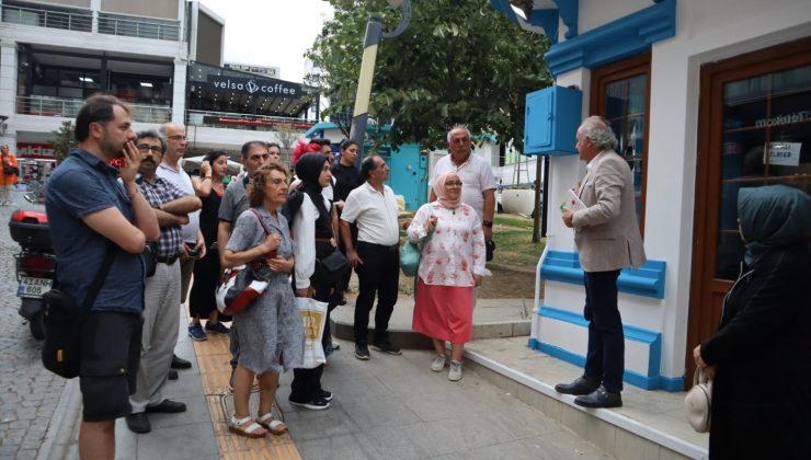 İzmit Belediyesi şair ve yazar derneklerini Edebiyat Sokağında dinledi