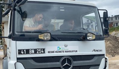 İzmit Belediyesinden liyakat odaklı şoför alımı: 102 aday uygulama sınavına katıldı