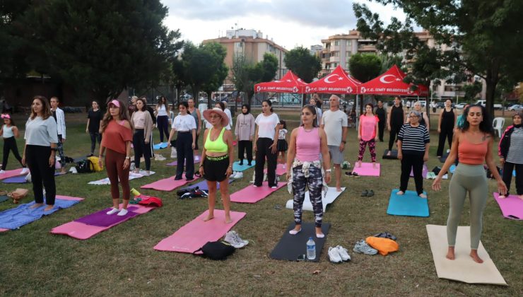 İzmit’te “Nefes Al İzmit” yoga etkinliği Cumhuriyet Mahallesi’nde devam etti