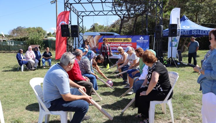Asırlık çınarlar Dünya Yaşlılar Günü sebebiyle Sarısu’da buluştu