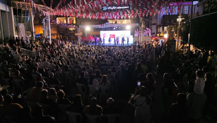 Pişmaniye Festivalinin 2. Gününde halk dansları ekiplerinden muhteşem performanslar