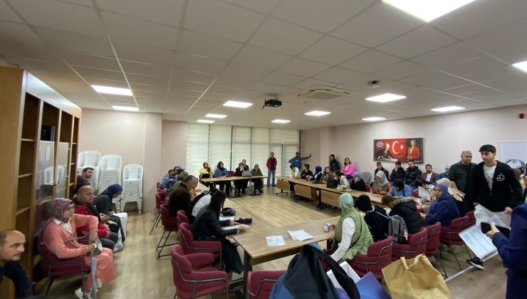 İzmit Belediyesi İstihdam Birimi’nden 75 kişiye fabrikada iş fırsatı