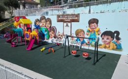 İzmit Belediyesinden Mustafa Pehlivan Parkı’na güneş enerjili 4G kamera sistemi