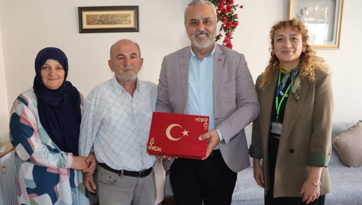 İzmit Belediyesinden 19 Eylül Gaziler Günü’nde anlamlı ziyaretler