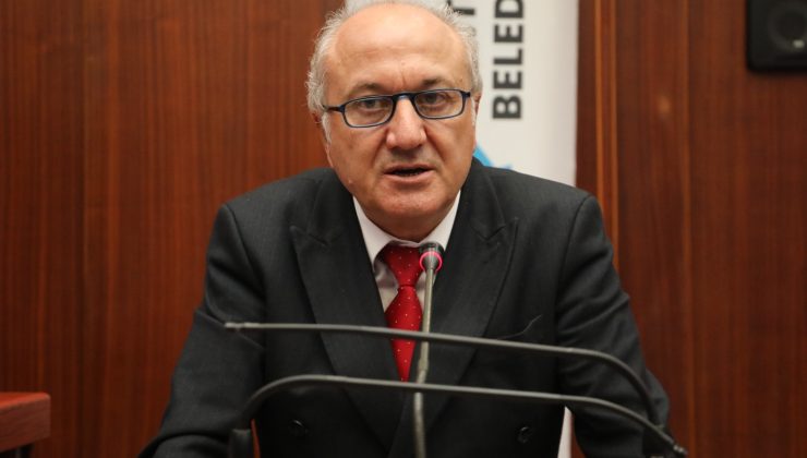 Erdem Arcan, meclis üyesi arkadaşlarına teşekkür etti