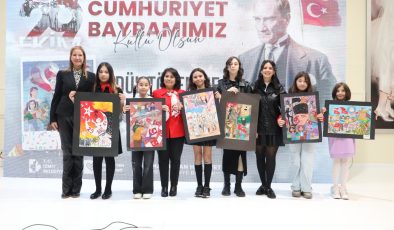 ‘‘Cumhuriyet ile Büyüyorum’’ resim yarışmasında ödüller sahiplerini buldu