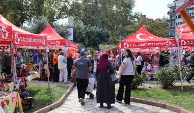 Örgü Festivali renkli görüntülere sahne oldu