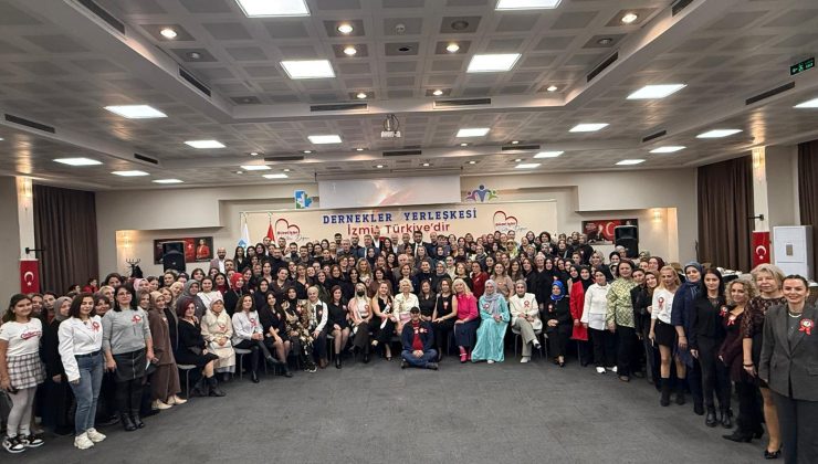 İzmit Belediyesi Öğretmenler Günü’nde eğitim emekçilerini buluşturdu