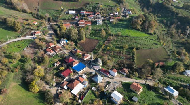 İzmit Belediyesi, Orhaniye Mahallesi’nde bozulan yolu yeniledi