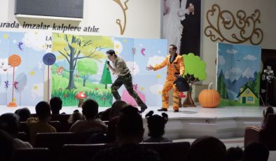 İzmit Belediyesinden Çocuk Hakları Gününe özel tiyatro gösterisi