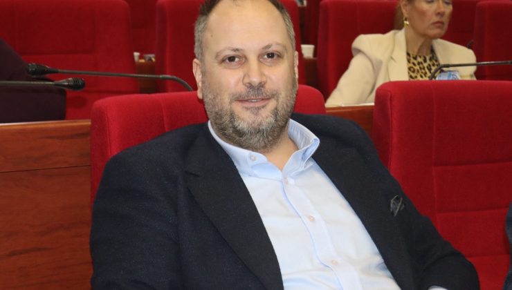 “Gebze’de bina çöktü, empatiyi belediye  başkanlarına değil vatandaşa yapacaksınız!”