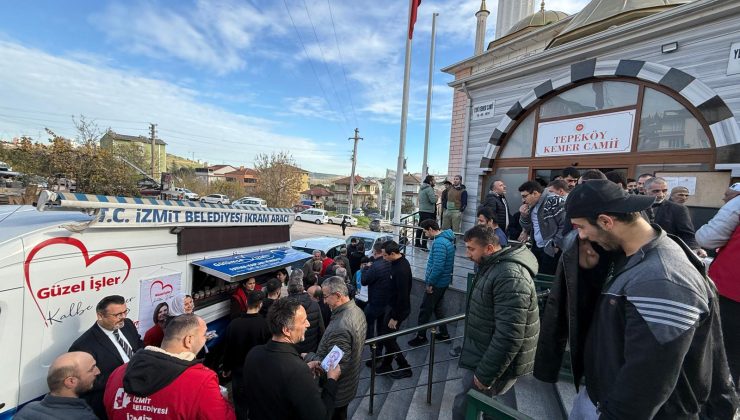 Fatma Başkan, Tepeköy Kemer Camii Cemaatiyle buluştu