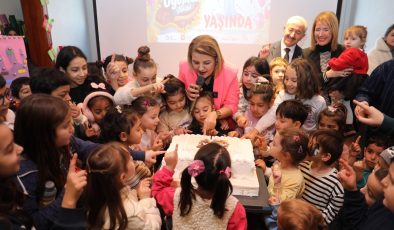 İzmit Oyuncak Müzesi 1’inci yaşını renkli etkinliklerle kutladı