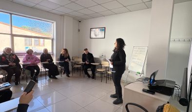 Engelsiz Ebeveyn Akademisi’nde dijital dünyada güvenli rehberlik