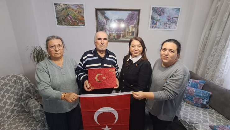 İzmit Belediyesi, kahraman gazilerimize vefa ziyaretlerini sürdürüyor