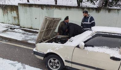 İzmit Belediyesi kar mesaisinde!